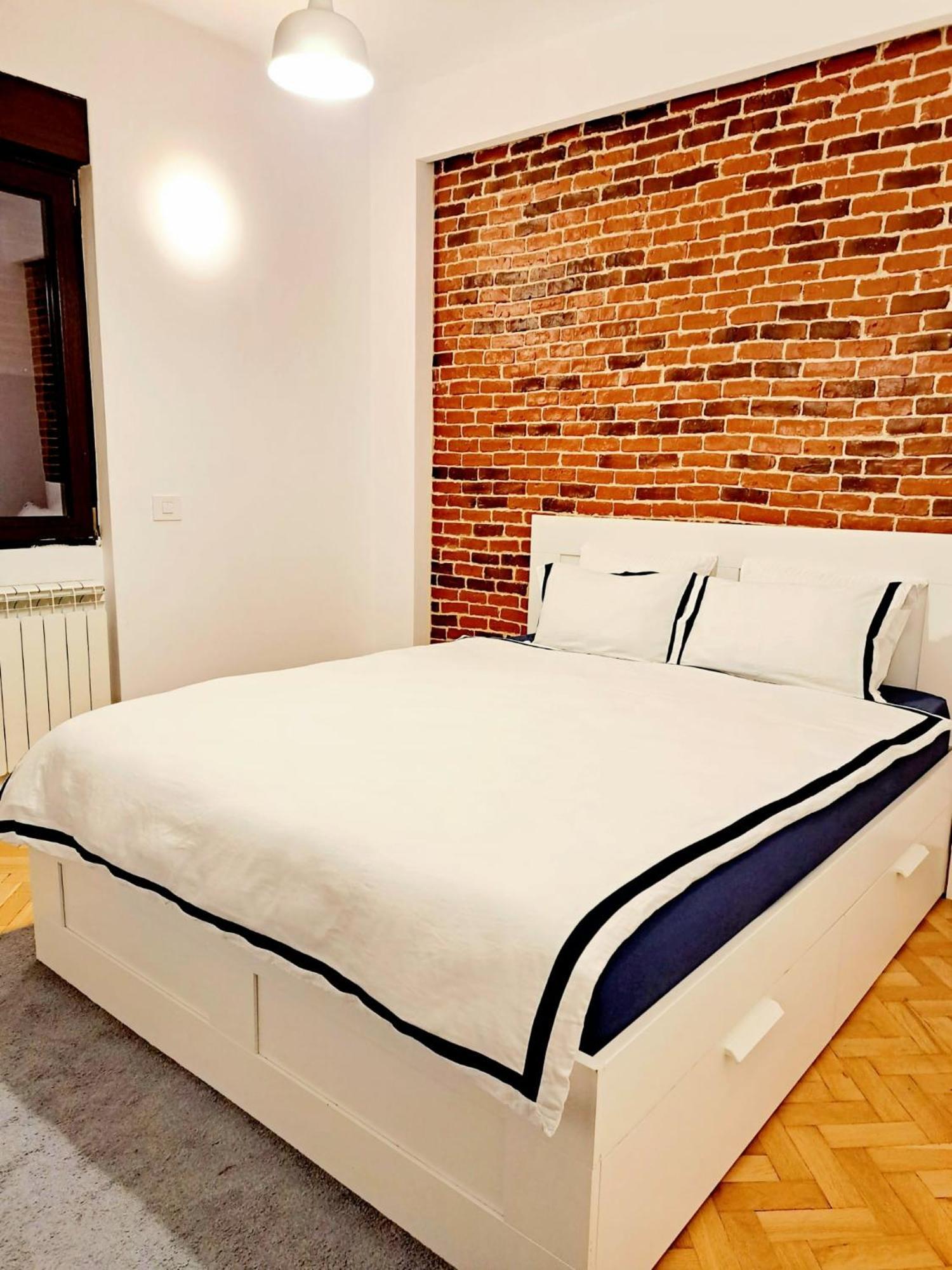 Classy Apartment With Parking In The City Center Bucharest Luaran gambar